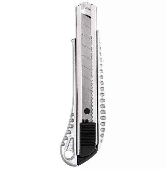 CUTTER 18MM DELI