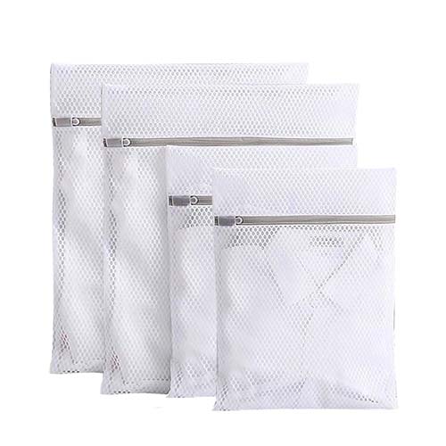 UBL DELUXE LAUNDRY WASH BAG 30X40CM